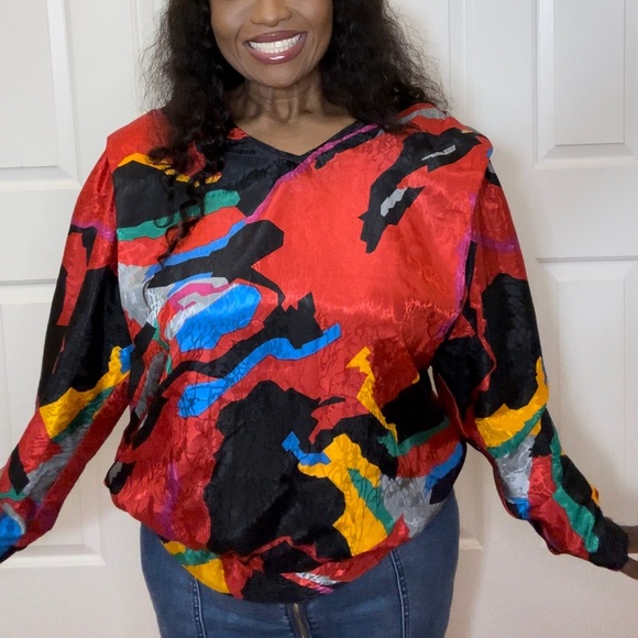 Women’s vintage red blouse with shoulder pads - Picture 3 of 4